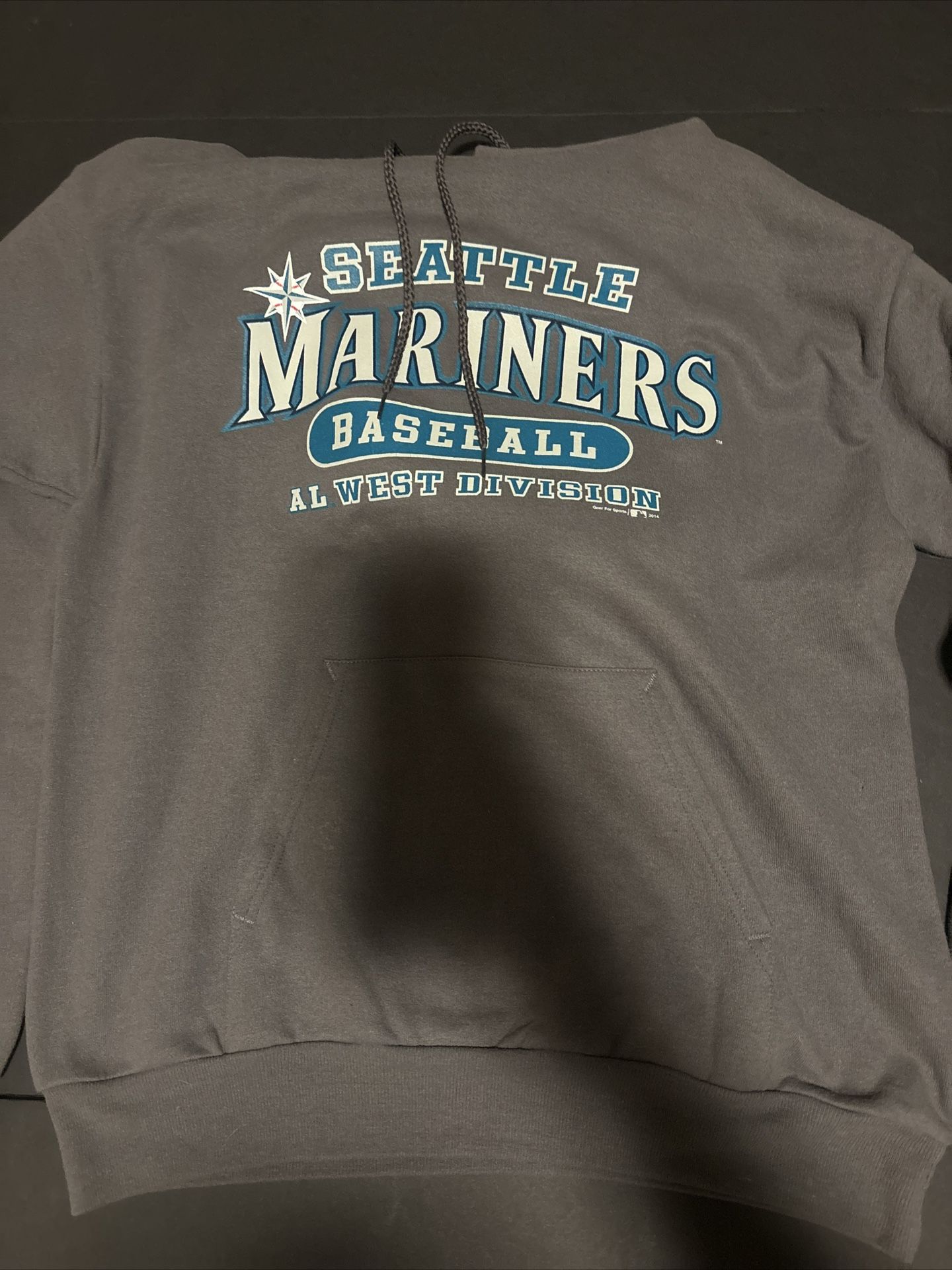 Hanes Men's Medium Seattle Mariners Baseball Graphic Sweatshirt Comfort Blend