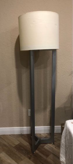 Modern Metallic Floor Lamp with Neutral Drum Shade – Good Condition!