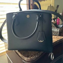 Cartera casi nueva Tory burch