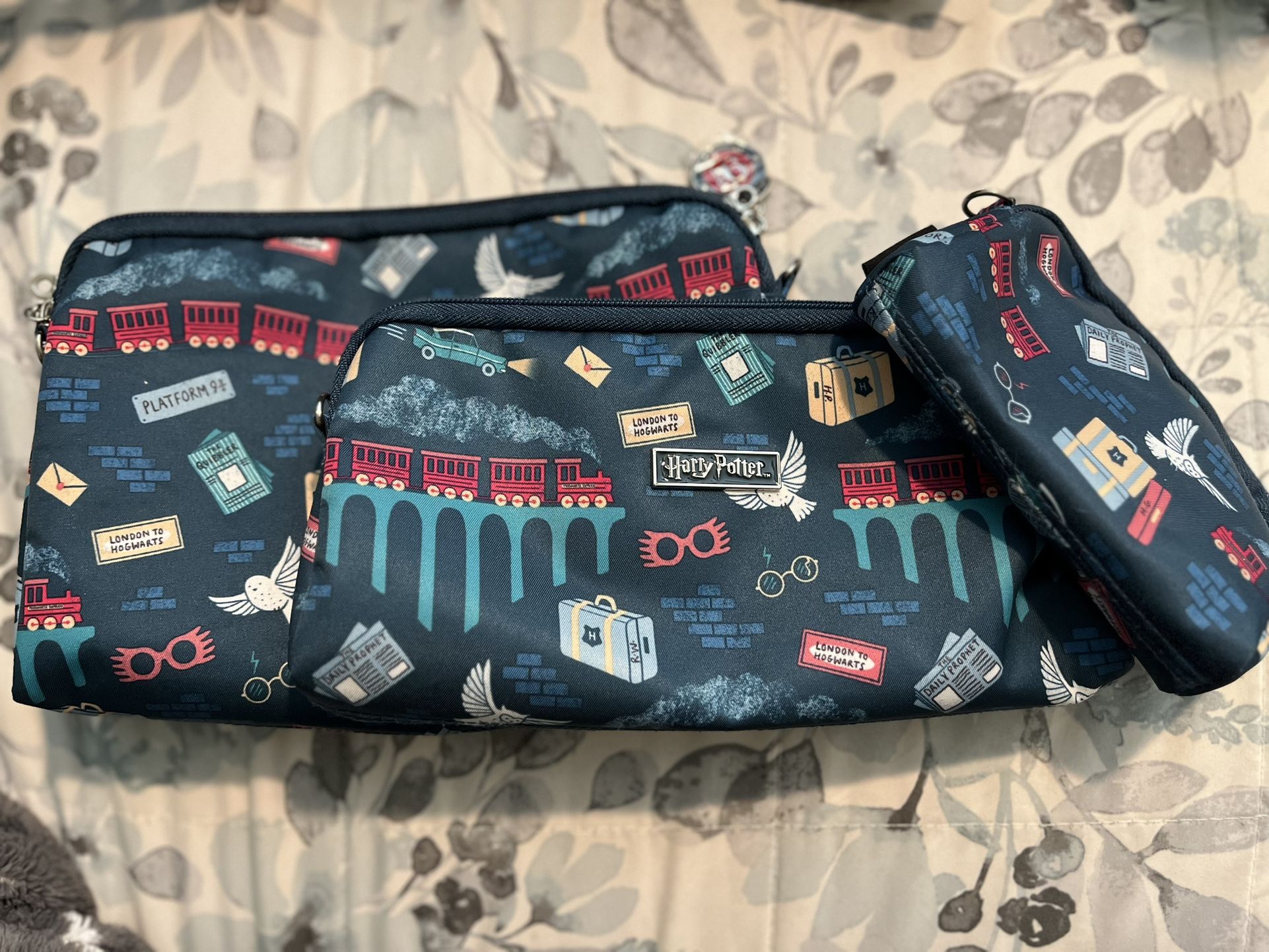 Jujube Pouches