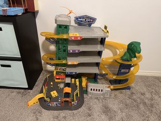 Dinosaur Theme Car Track