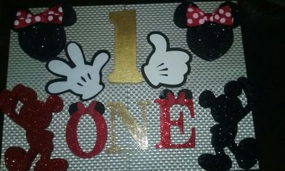 Minnie and mickey mouse party decoration