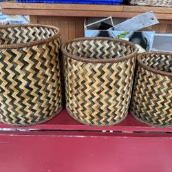 Set of 3 Vintage Nesting Baskets