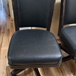 3 Chairs 