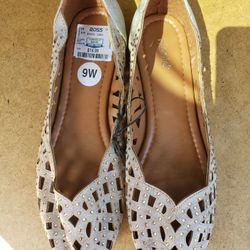 &10.00 Nicole Dress Shoes 9 W