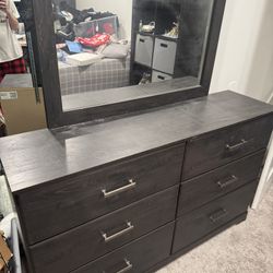 Used Great Condition Dresser