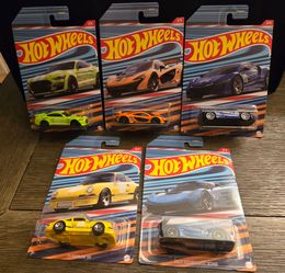 Hot Wheels GDG83 5-Car Complete Set