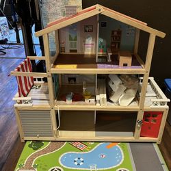 Wood Dollhouse Hape