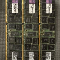 Kingston pe313k3/24g DDR3 RAM Memory (3 8GB Chips)