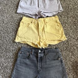 Women 501 Levi’s Shorts Size 30 And 31 $40 For All 