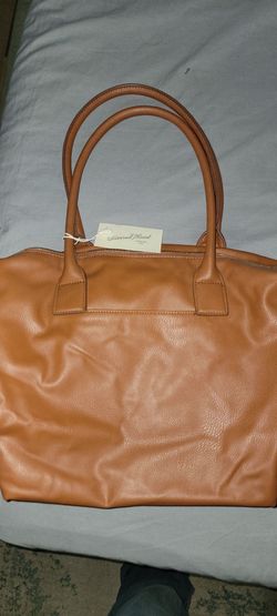 New Universal Thread Shoulder Bag