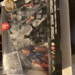 Justice League Unlimited Action Figurines