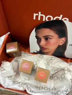 NEW/UNOPENED RHODE + GIRLACTIK MAKEUP BUNDLE — $75 OBO