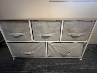 Very Good Condition Bedroom Furniture Mpu
