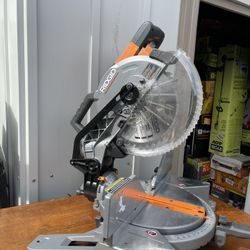RIDGID 15 Amp 10 in. Dual Bevel Miter Saw with LED Cut Line Indicator