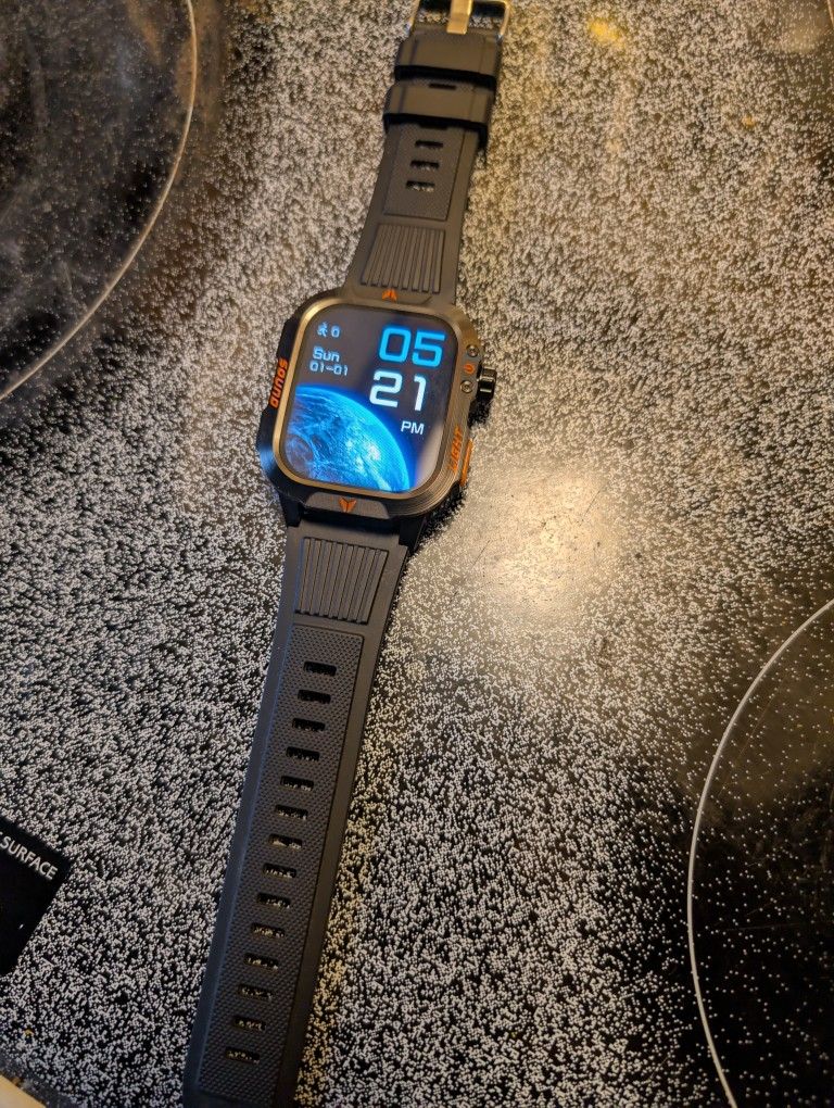 FitCloud PRO Smartwatch With Instructions And Manual IOS OR ANDROID COMPATIBLE 