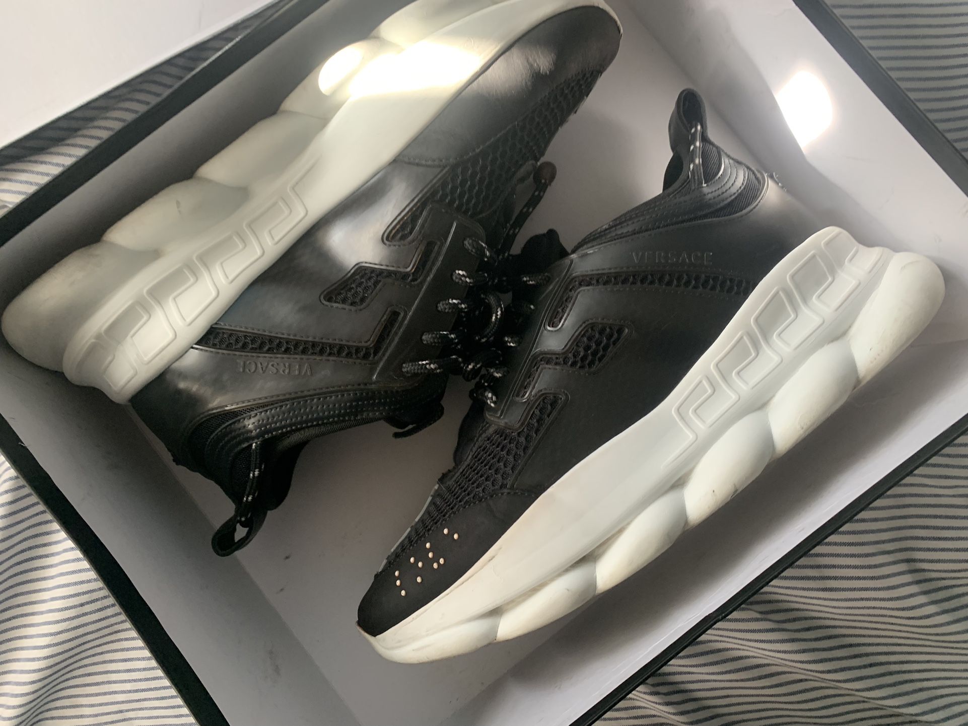 Versace Chain Reaction