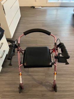 Nova rollator walker