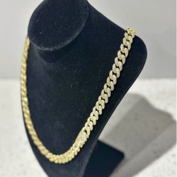 Diamond 10mm Cuban Iced Out Chain 🥶 