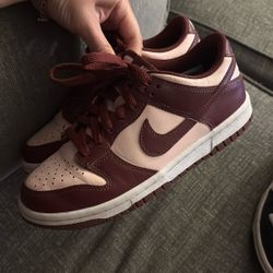 Burgundy Pink 4Y Nike Dunk Low