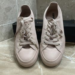 Converse  Size 7