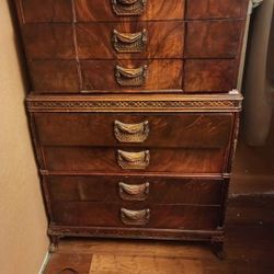ANTIQUE DRESSERS  X2 AND NIGHT STANDS X2