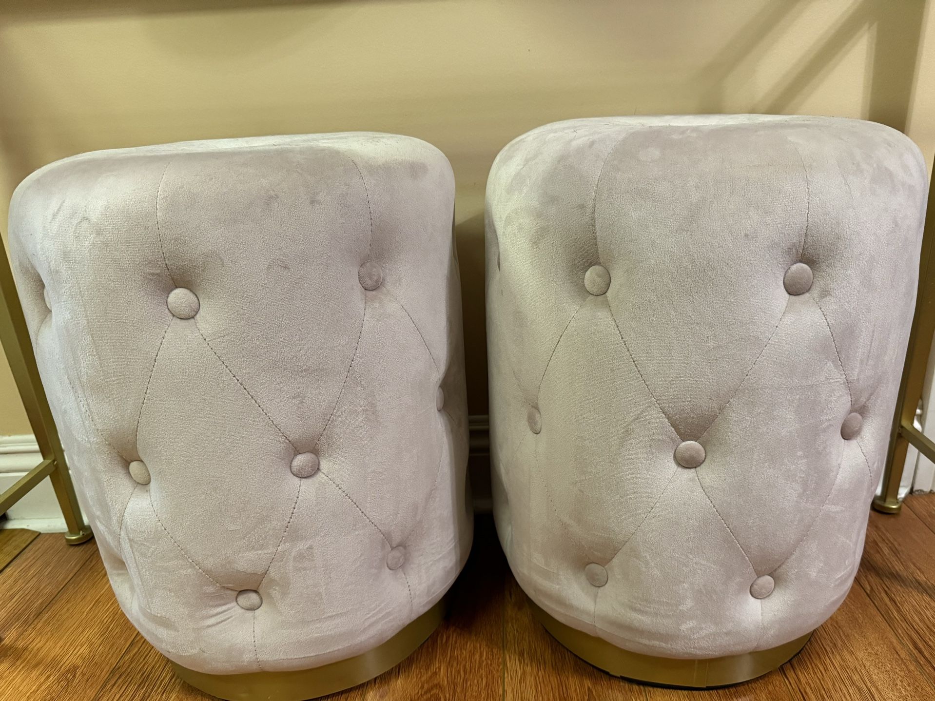 Pink Pouf Balls (Set Of 2)