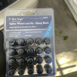 Tuercas  Nuebas Con Yave O   Cambio Por Unos M12x1.5