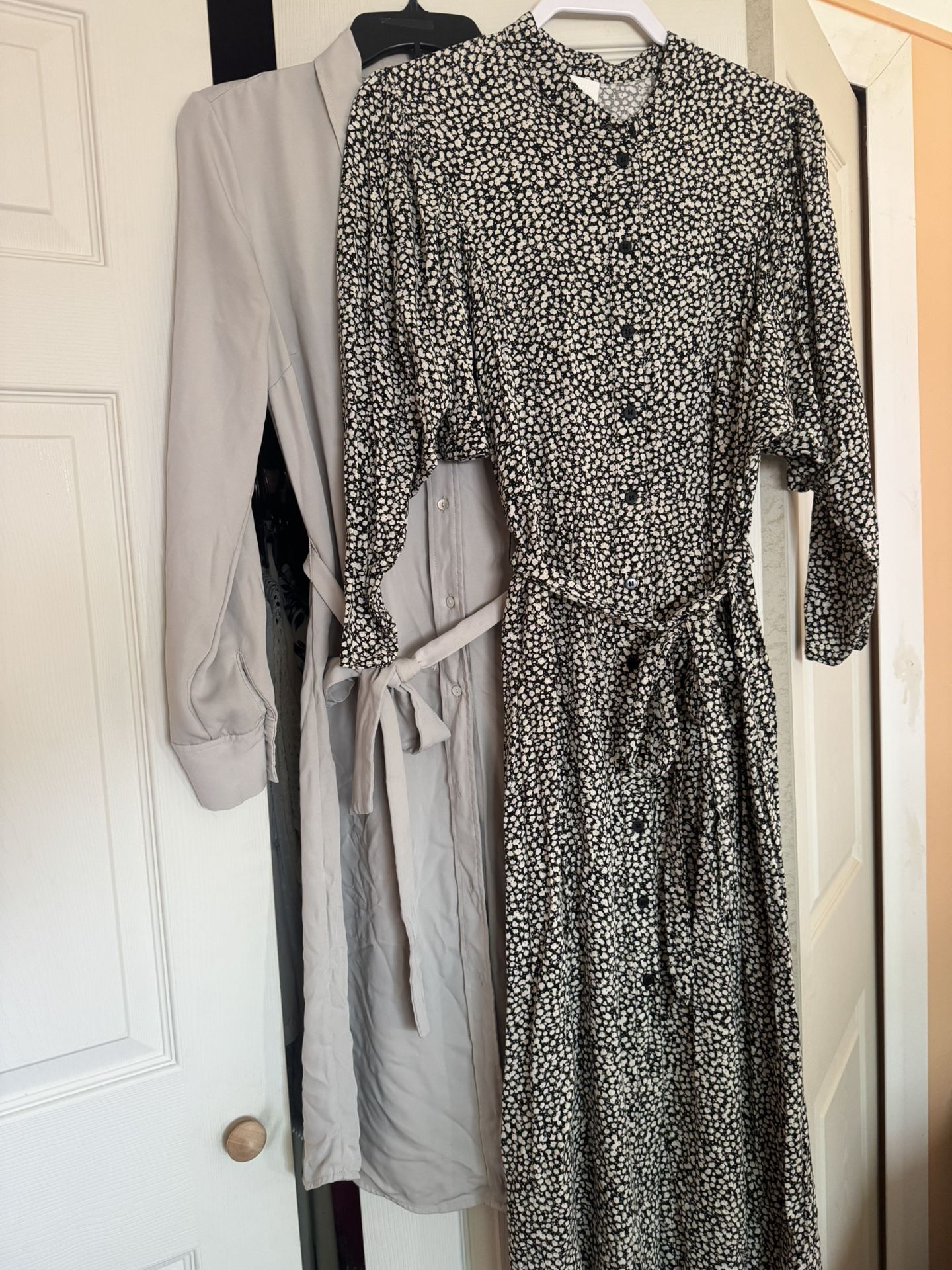 2 H&M Dresses Size S