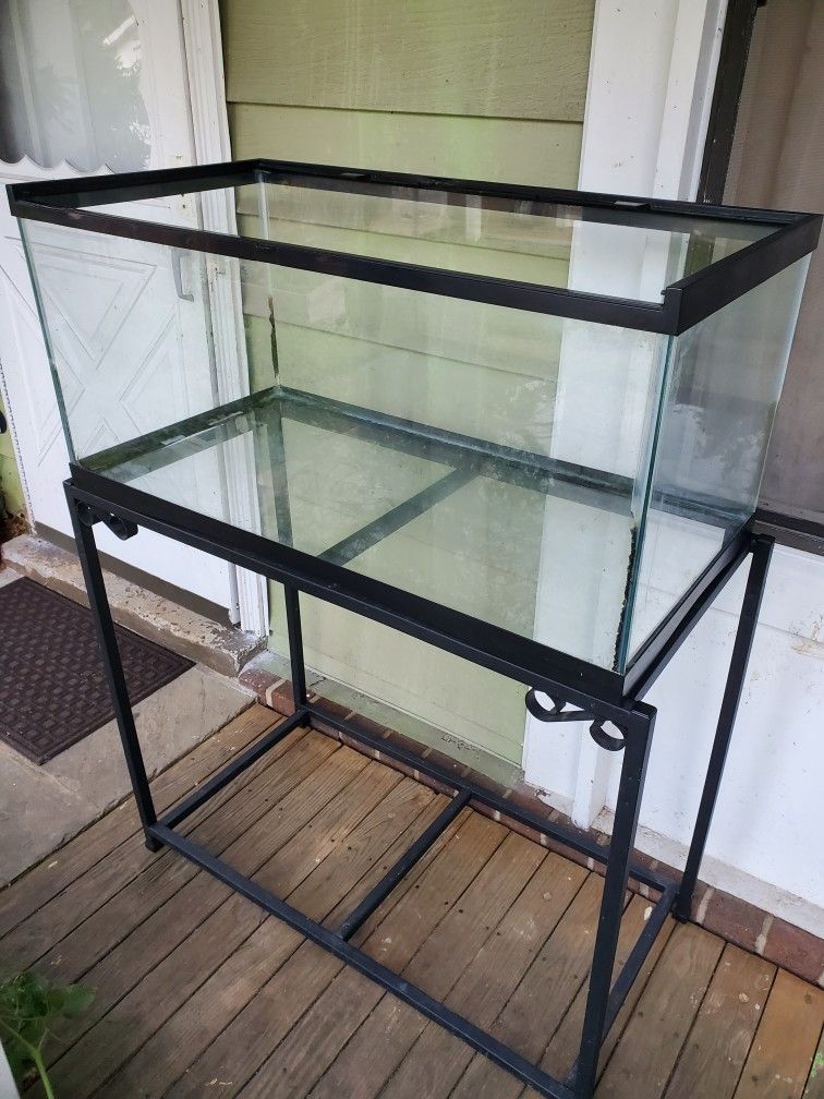 Extra Large (140 Liters) Fishes Or, For Pets Tank. .Must See Details in DESCRIPTION