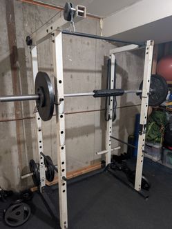 Power Rack with Pulldown