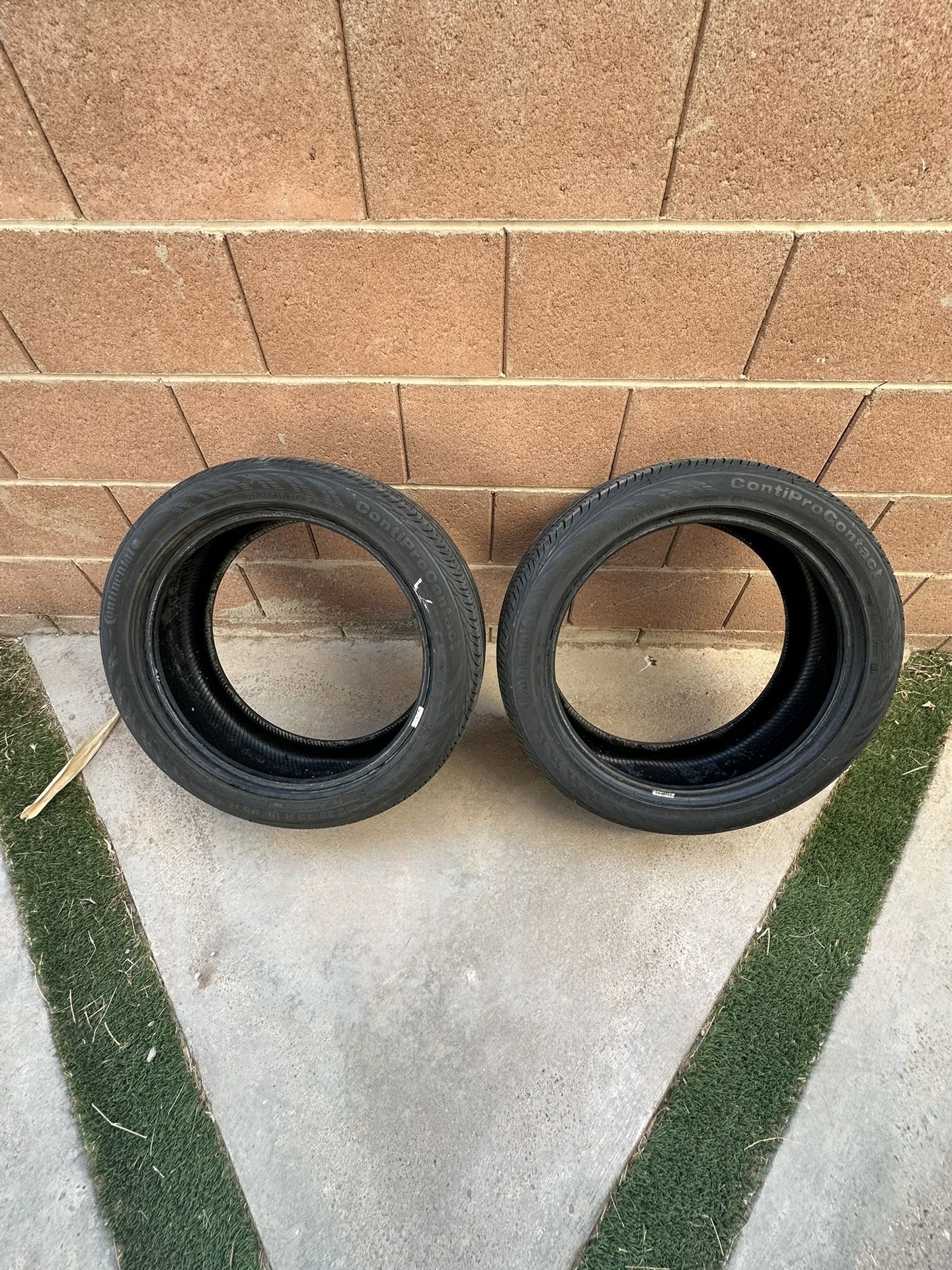 CONTINENTAL CONTIPROCONTACT TIRES 235/45R19 (2)