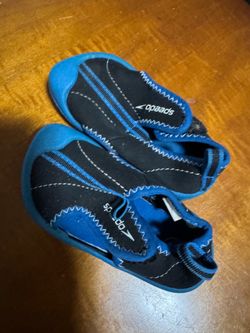 Speedo Blue Black Water Shoes Aqua Socks Size S 5/6