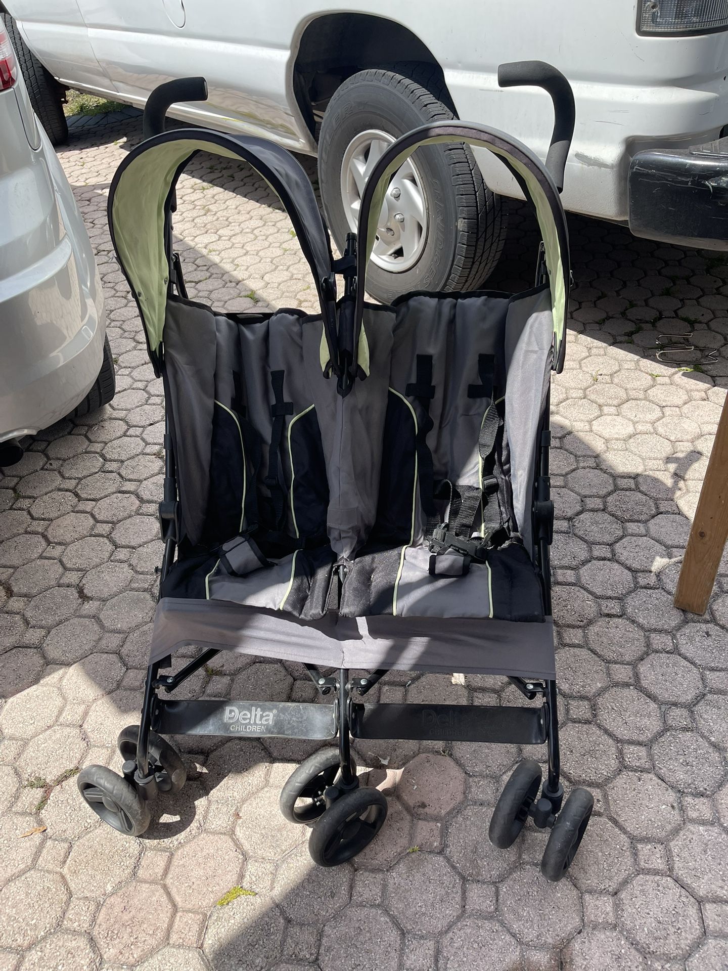 Delta Children Double Stroller Used But Good Condition $20 Firm On Price