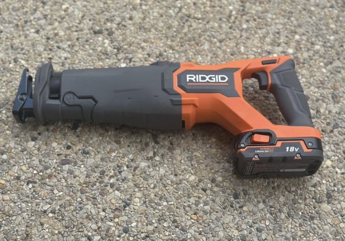 Ridgid 18V Brushless Cordless Reciprocating Saw with battery
