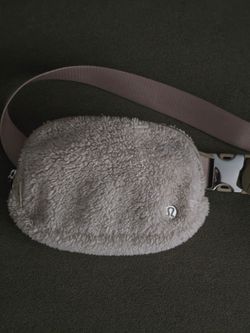 Lululemon Fuzzy Fannypack