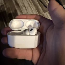AirPods Pro 2 Missing Only Left Side 