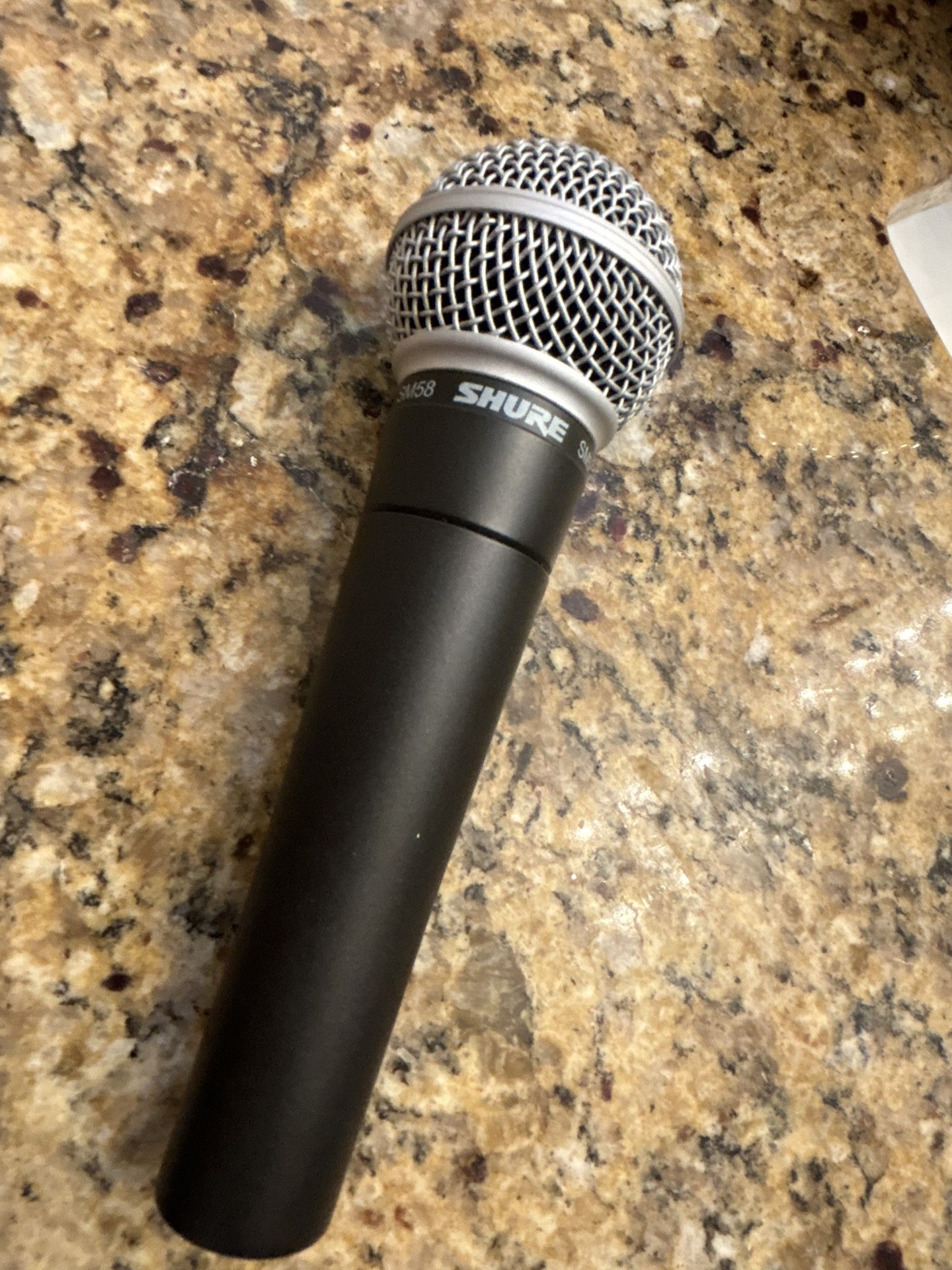 shure sm58 microphone