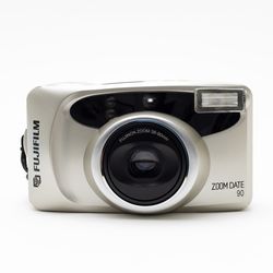 FujiFilm Zoom Date 90 35mm Film Camera!