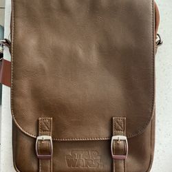 Disney D Tech Star Wars Faux Leather Crossbody Chewbacca