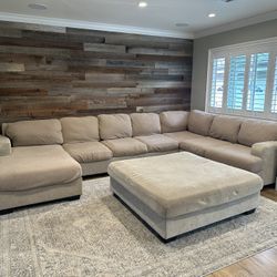 Free 7 Seat Sectional With Chase Lounge And Oversized Ottoman