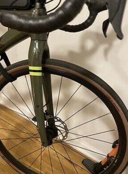 Trek Checkpoint AL3 Gravel Road Bike Size 44 for Sale in Inwood
