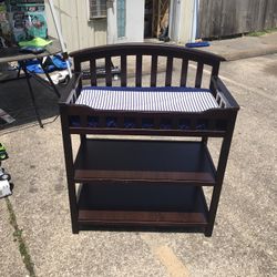 CHANGING TABLE 