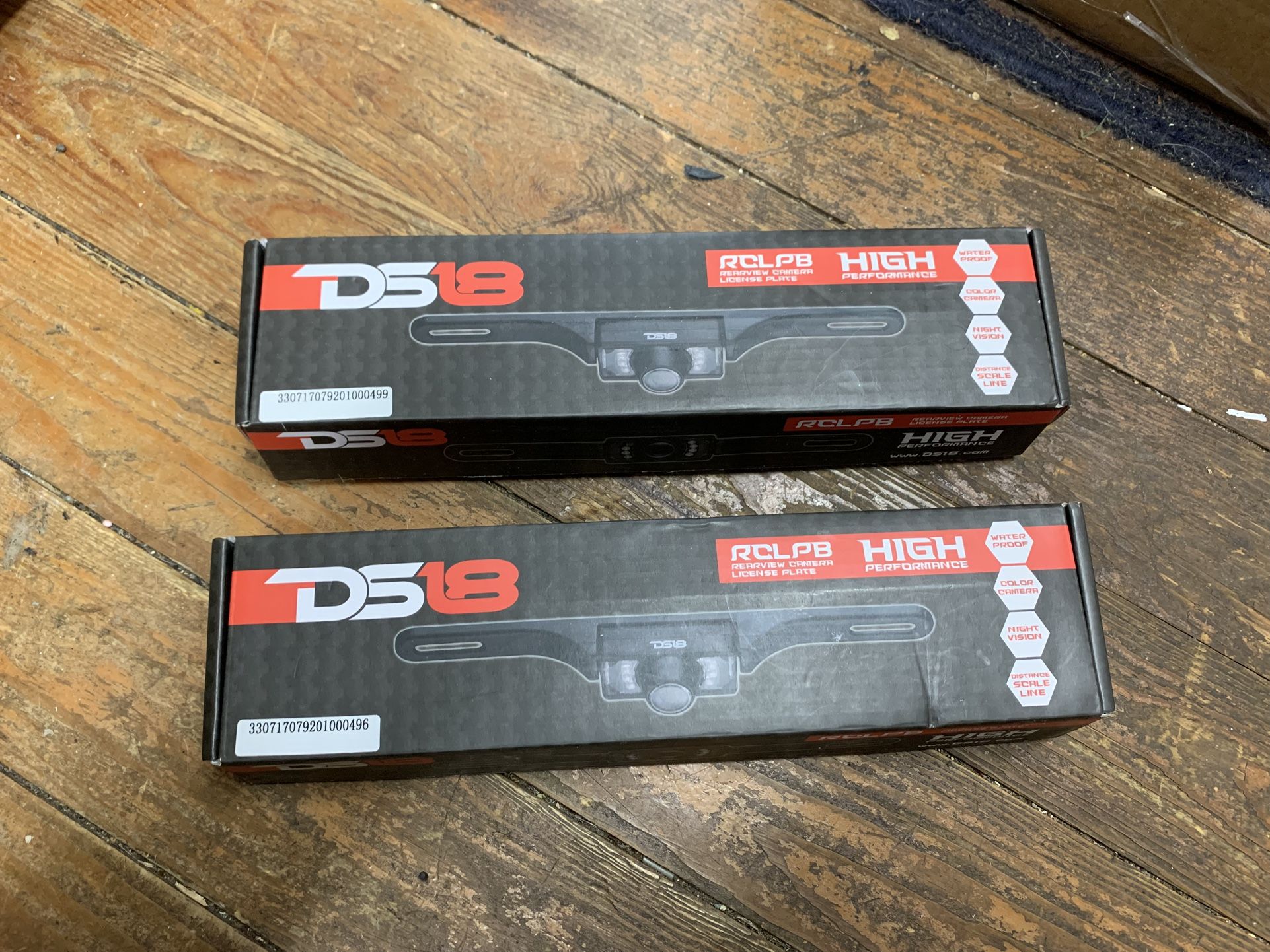 New 2 x DS18 Rear View License Plate Camera