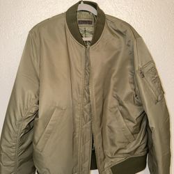 Uniqlo Bomber Jacket Olive Size Medium