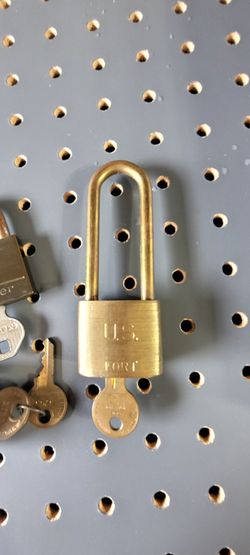 🔐 U.S. Military Issued Brass Padlock
