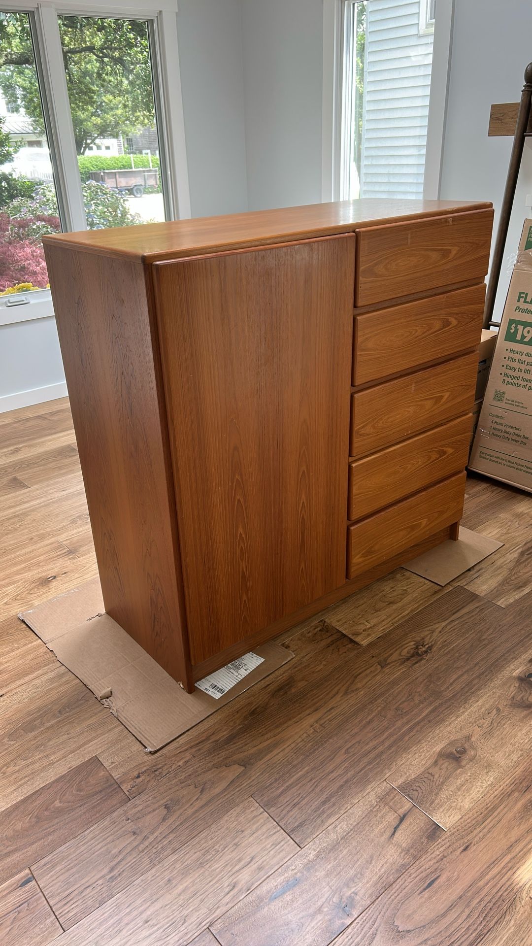 Dresser