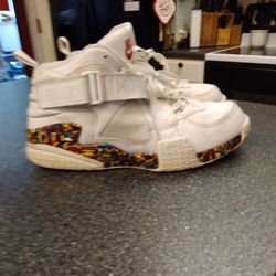NIKE. URBAN JUNGLE. COLLECTORS ITEM. SIZE. 12. 
