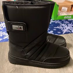 Men’s Size 9 Snow Boots