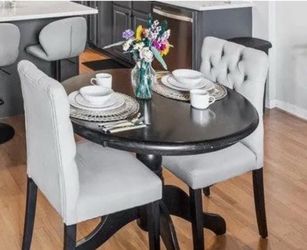 Dinning Table and chairs